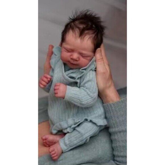 💫 Reborn Baby Dolls Green Silicone Soft Body Sleeping Realistic Accessories Kid - Picture 2 of 3